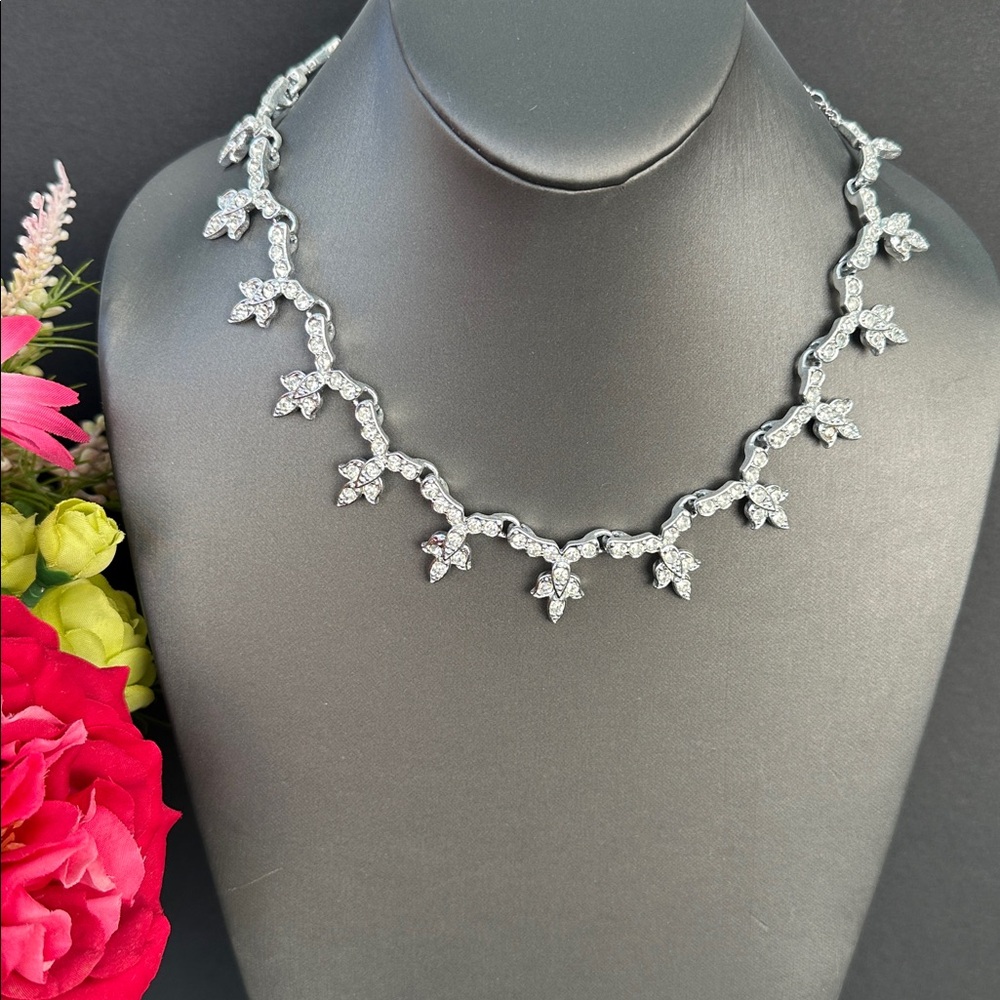 Sarah Cov 1964 New York World’s Fair Necklace Silvertone Links Clear Rhinestones
